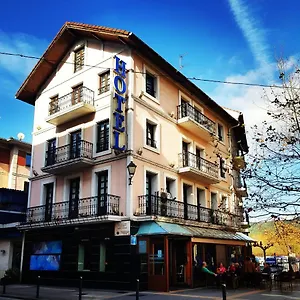 https://hotel-lauaxeta-etxea.basquecountryhotels.org