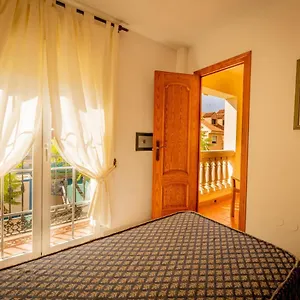 https://hotel-cafe-la-morena-fuengirola.es-andalucia.com