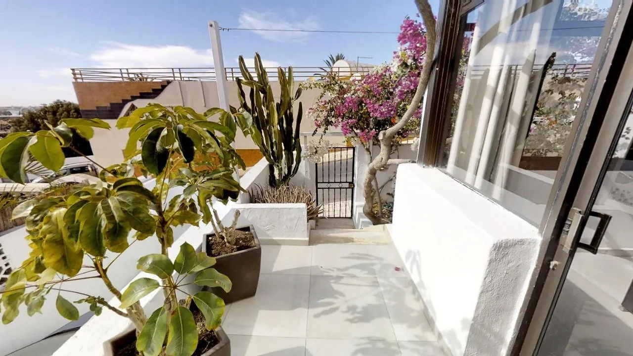 Bed and breakfast Villa Las Buganvillas - 3 Habitaciones Y 3 Banos Privados En Maspalomas Maspalomas